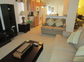 3 bedroom Pool Home by GSV