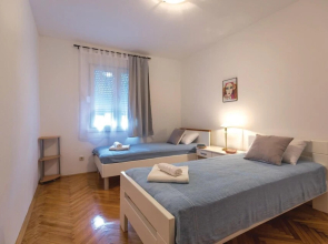 Stunning Home in Ploce With Wifi and 2 Bedrooms