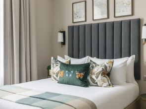 The Selwyn Hotel