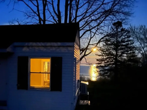 High Tide Inn