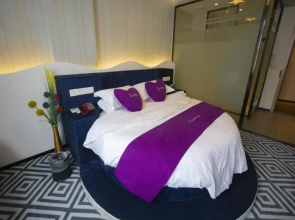 GRTREE Inn Yulin Convention & Exhibitiont Rt-mart