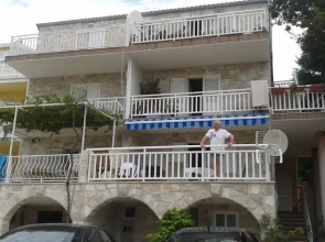 Apartments Lončarević