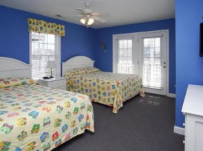 Bermuda Breeze 15B by RedAwning