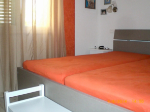 House With in Vinišce With Wonderful sea View Furnished T