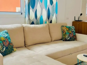 Modern Trendy 1BR Ground Floor Apartment
