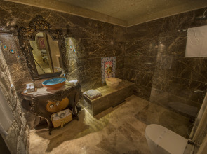 Elika Cave Suites & Spa