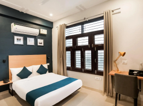 SilverKey Executive Stays 45466 Gangotri Vihar