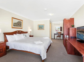 Marulan Motor Inn
