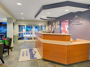 Microtel Inn & Suites by Wyndham Cherokee