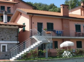 Lunezia Resort Casa Vacanze