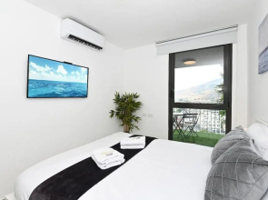 L.T.D- MY VIEW. 2 bedroom apartment by the lake.