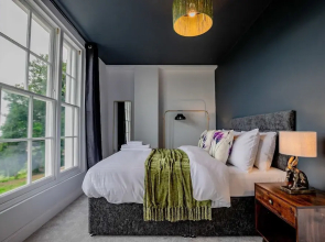 Host Stay Foley House Flat
