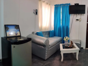 Larimar Beach Apartment