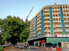 Manhattan Avenue Hotel
