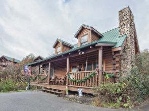 Bearadise City by Heritage Cabin Rentals