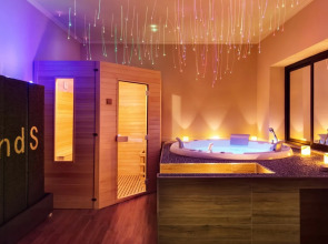 Hotel 87 Eighty seven