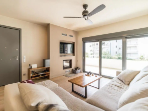 Luxury 3 Bedroom Apartment with garden in Glyfada