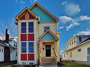 Mins to Downtown Rookwood Retreat 1y 2