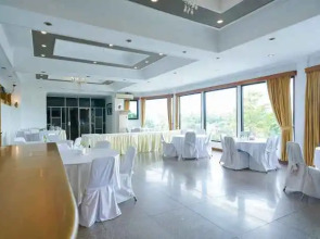 Urbanview by Millenium Hotel