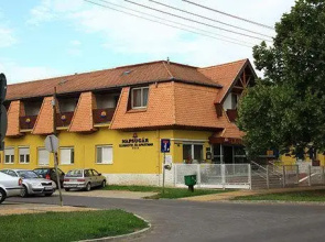 Hotel Napsugár