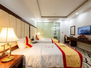 The Shine 2 Hotel & Apartment