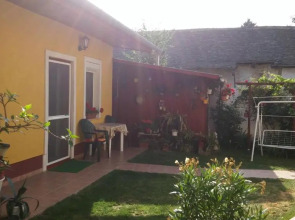 Zch Klra Utcai Apartman