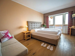 Hotel Obereggen