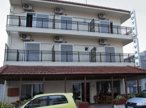 Evans Hotel