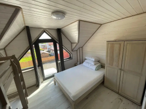 Holiday Homes Near the Beach, Sauna, Jacuzzi
