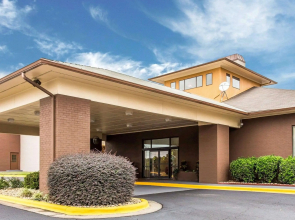 Quality Suites Hickory South