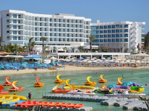 Vassos Nissi Plage Hotel & Spa