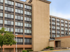 Quality Inn & Suites Event Center