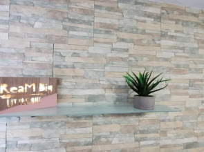 Palm's Luxury Suite with Private Jacuzzi