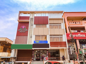 Fabhotel Lotus Park