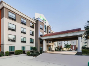 Holiday Inn Express & Suites San Antonio NW near SeaWorld by IHG