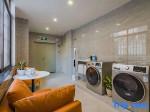 Meichen Hotel (Jiangmen 33 Xu Street Diwang Plaza)