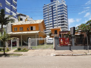 Um Lugar Ao Sol Apartment