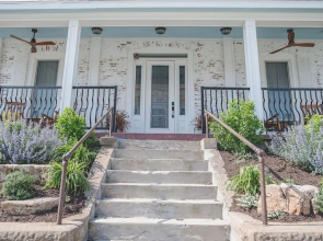 Boonville Luxury Lodging