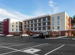 Home2 Suites by Hilton North Charleston-University Blvd
