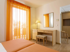 Civitel Attik Rooms & Suites