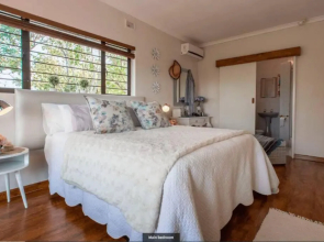 Ariel's Rest Self-catering - 4 Bedroom Luxury Home