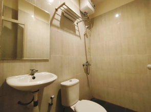 RedDoorz @ Galaxy Bumi Permai Surabaya