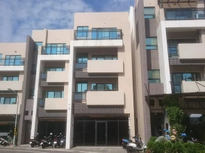 Wild Hotel