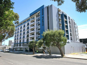 Luxury Family Apartment in Castle Rock with great views of Table Mountain