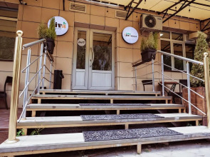 Aiva Hostel (Айва Хостел)