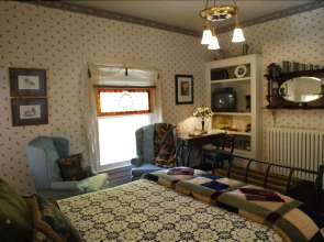 Thompson House Inn & Tea Room