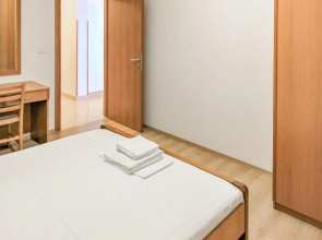 Stunning Apartment in Mandre With 2 Bedrooms, Wifi and Indoor Swimming Pool