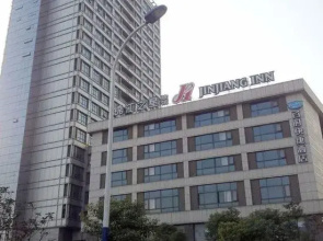 Baishi Lvcheng  Hotel  (Changzhou Wuyue International Plaza）