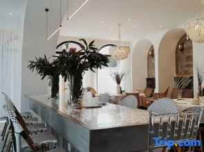 Floral Hotel·ShengSi White Island Hotel (South Long Distance Beach Shop)