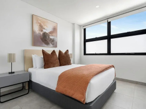 Elizabeth Street Apartments